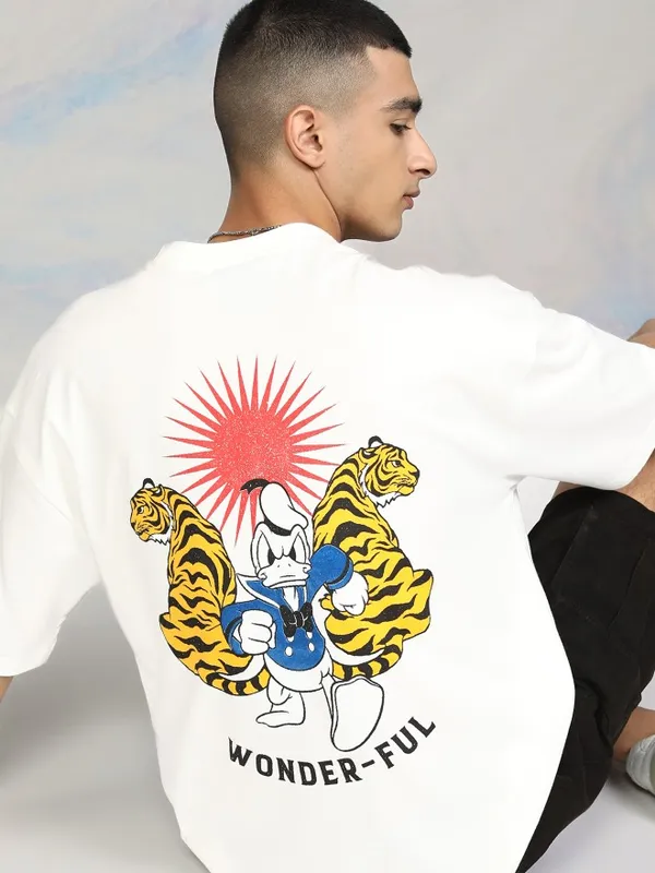 Disney By Highlander Men White Donald Duck Printed Round Neck Oversized Fit T-Shirt