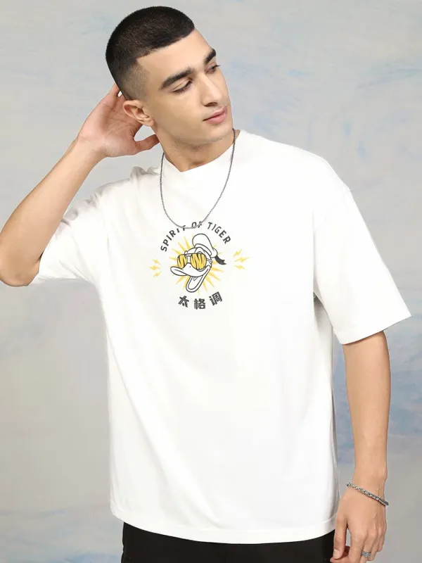 Disney By Highlander Men White Donald Duck Printed Round Neck Oversized Fit T-Shirt