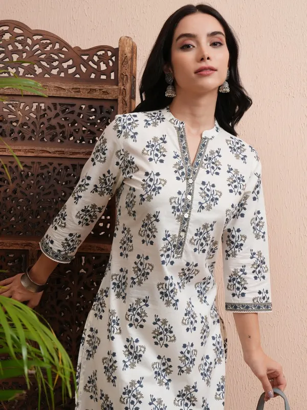 Vishudh Women Cream Printed Straight Kurta