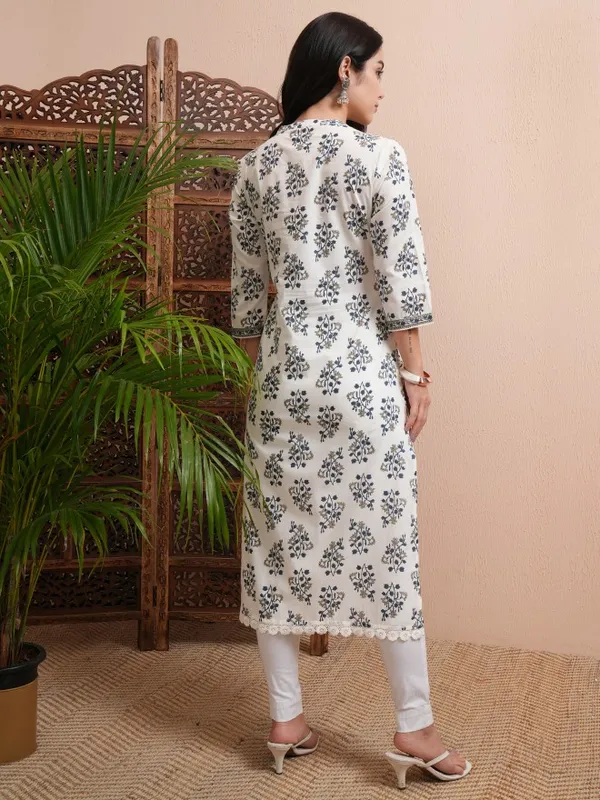 Vishudh Women Cream Printed Straight Kurta