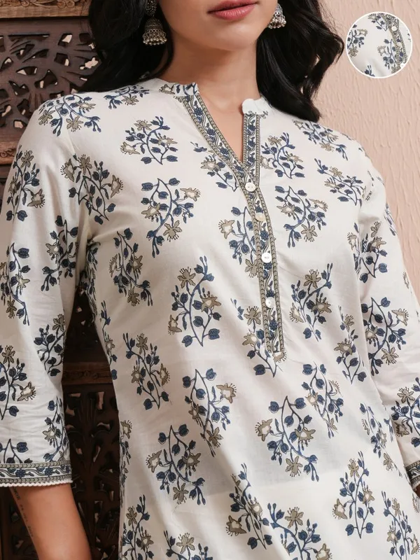 Vishudh Women Cream Printed Straight Kurta