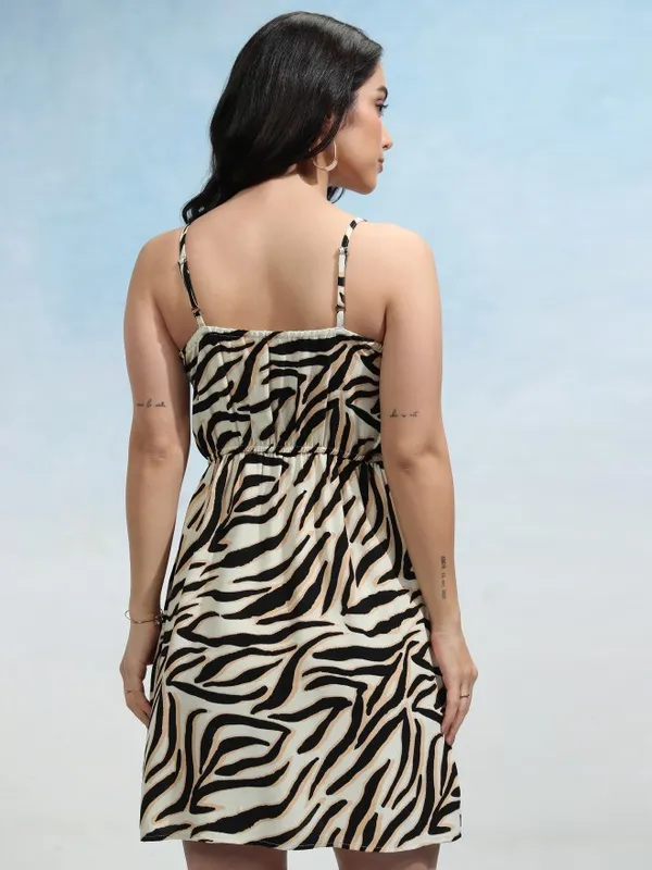 Tokyo Talkies Women Cream Printed Wrap Dress