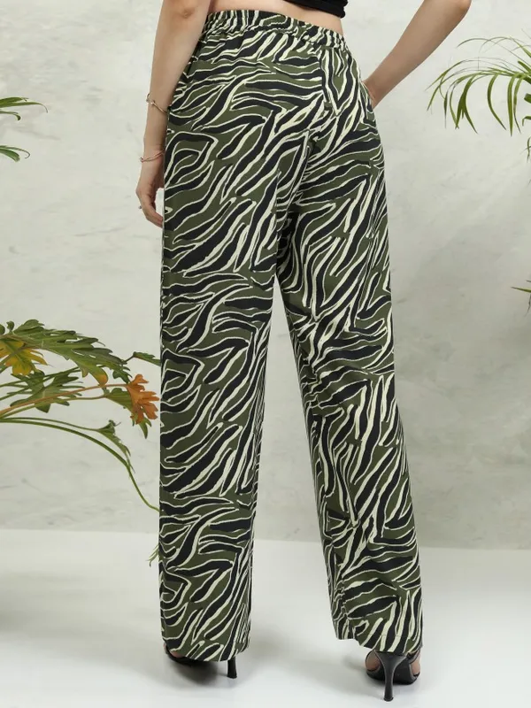 Tokyo Talkies Women Olive Printed Flared Casual Trouser