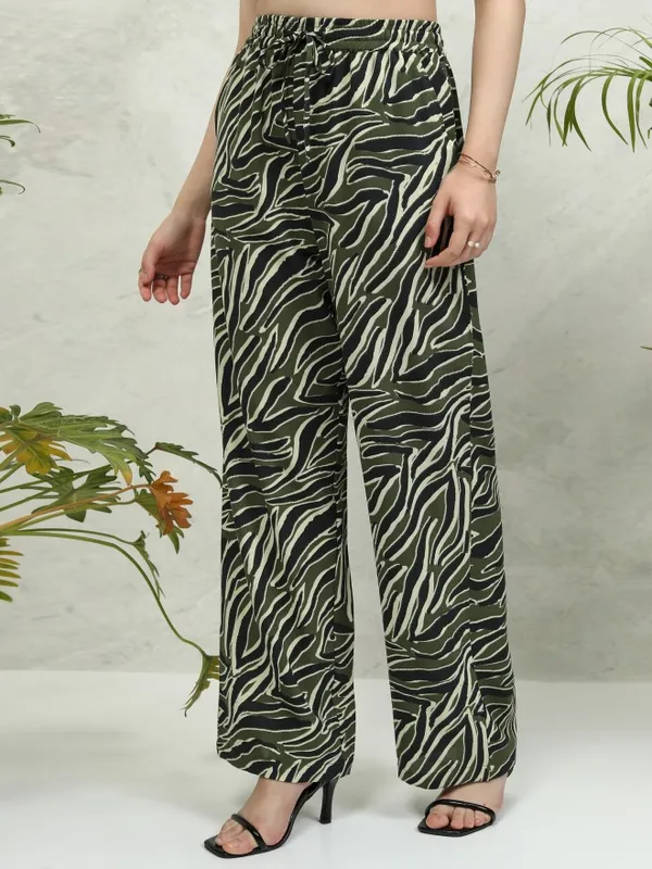 Tokyo Talkies Women Olive Printed Flared Casual Trouser