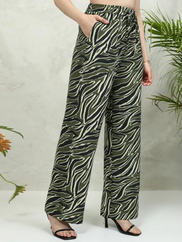 Tokyo Talkies Women Olive Printed Flared Casual Trouser