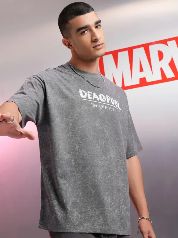 Marvel By Highlander Men Charcoal Deadpool Printed Oversized Fit T-Shirt