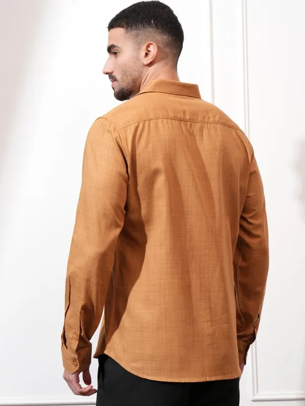 Locomotive Men Orange Solid Slim Fit Casual Shirt