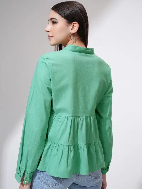 Solid Tiered Top