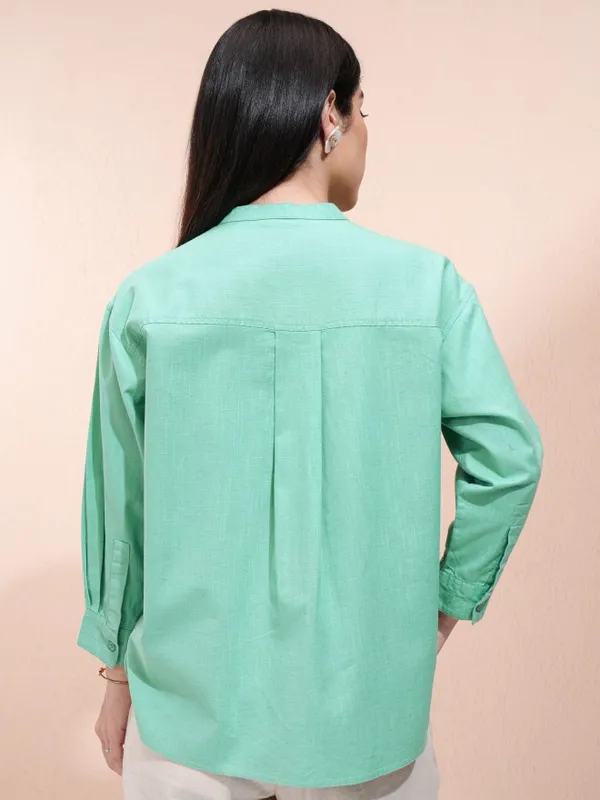 Tokyo Talkies Women Green Solid Shirt Style Top