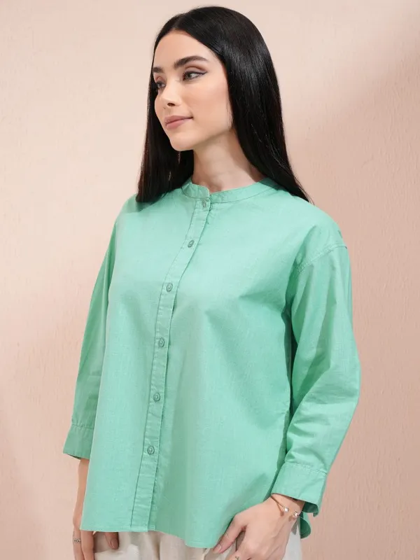 Tokyo Talkies Women Green Solid Shirt Style Top