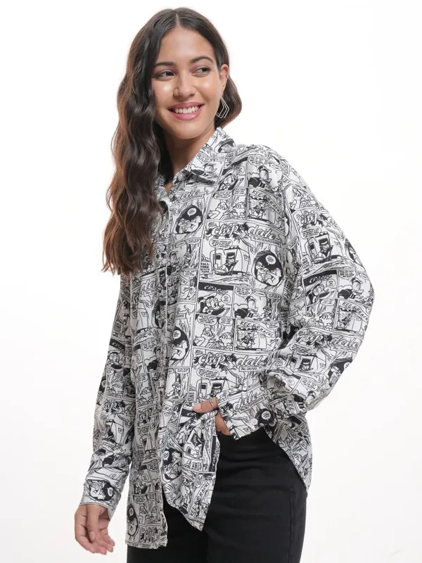 Disney By Tokyo Talkies Women White Donald Duck Printed Casual Shirt