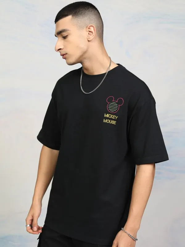 Mickey Mouse Men Printed Round Neck Oversized Fit T-Shirt