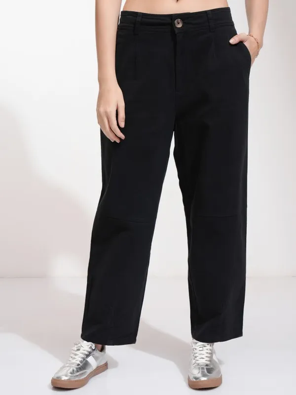 Tokyo Talkies Women Black Solid Regular Fit Casual Trouser