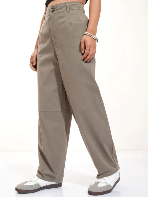 Tokyo Talkies Women Grey Solid Loose Fit Wide Leg Trouser