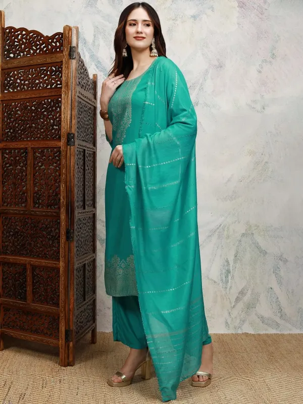 Women Kurta With Trouser And Dupatta