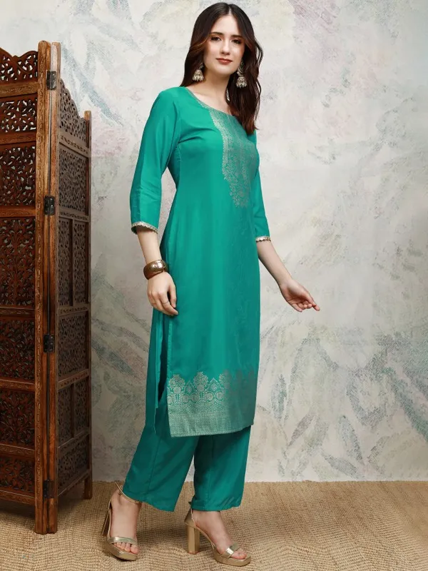 Women Kurta With Trouser And Dupatta