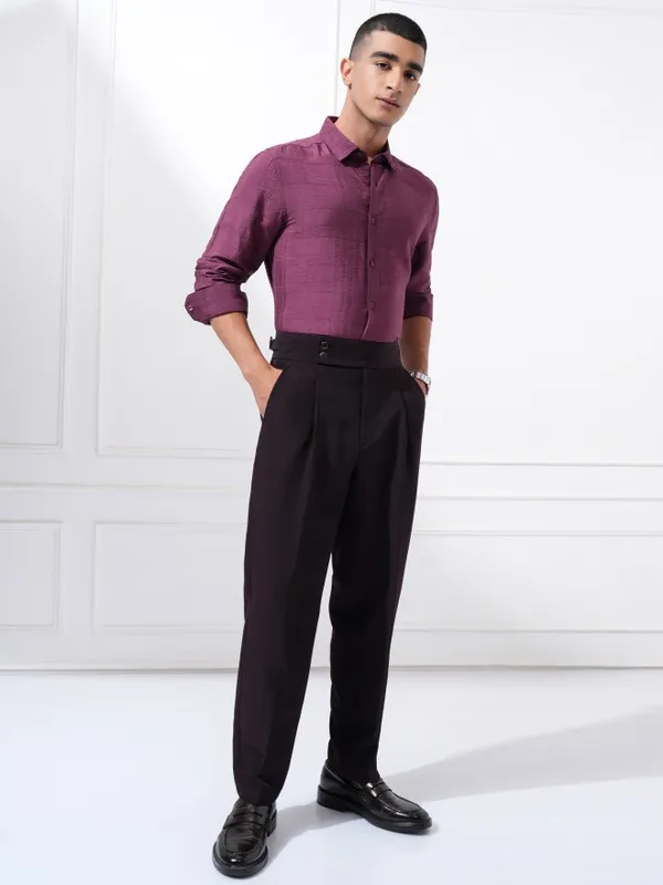 Highlander Men Purple Regular Fit Solid Casual Trouser