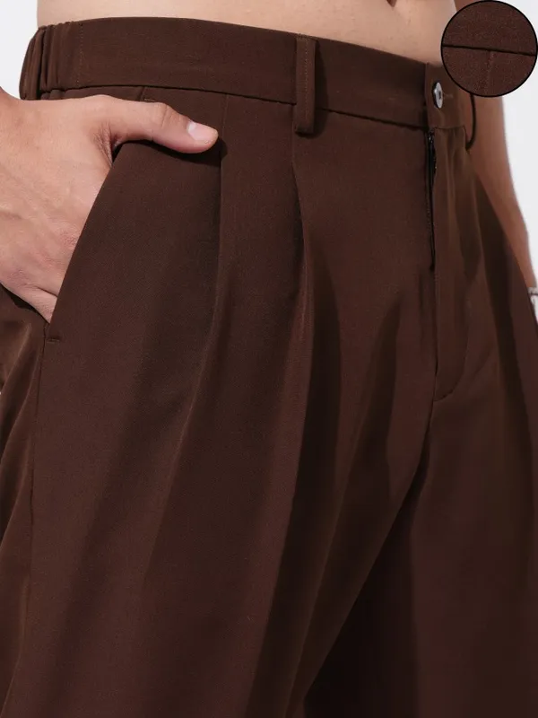 Highlander Men Brown Regular Fit Solid Casual Trouser