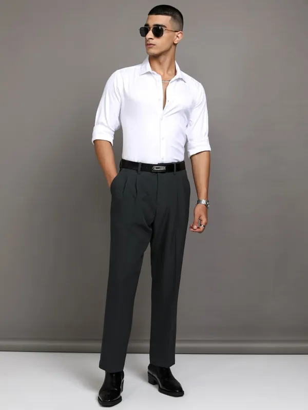 Highlander Men Grey Straight Fit Solid Formal Trouser