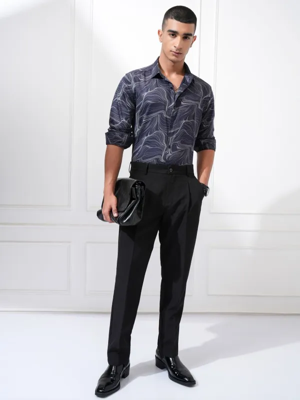 Highlander Men Black Regular Fit Solid Casual Trouser