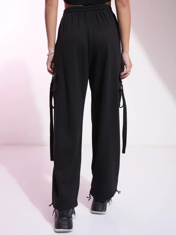 Disney By Tokyo Talkies Women Black Donald Duck Printed Straight Fit Cargos