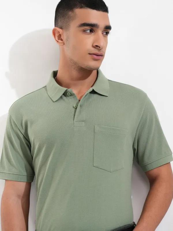 Highlander Men Olive Solid Polo Collar T-Shirt