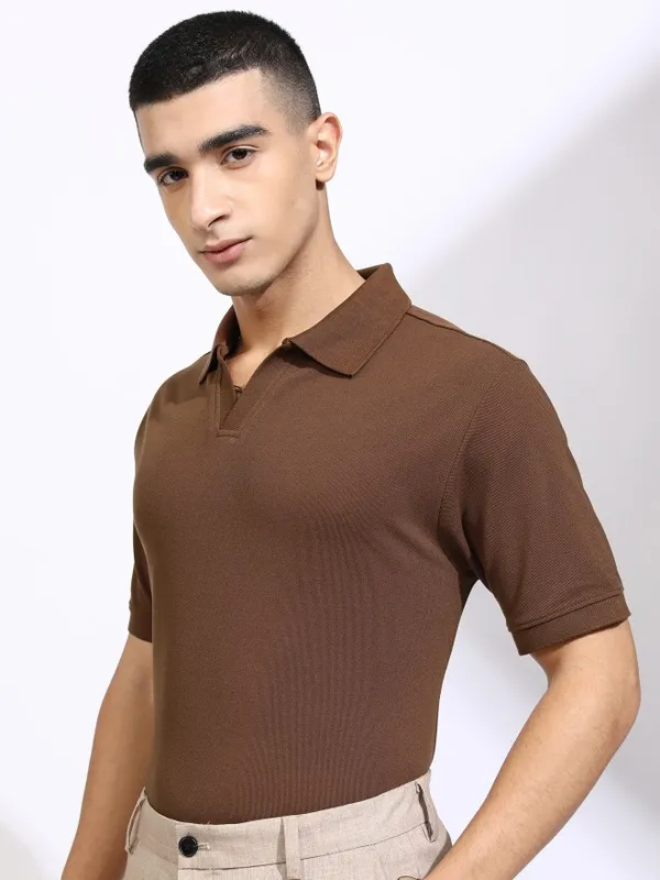 Highlander Men Brown Solid Polo Collar T-Shirt