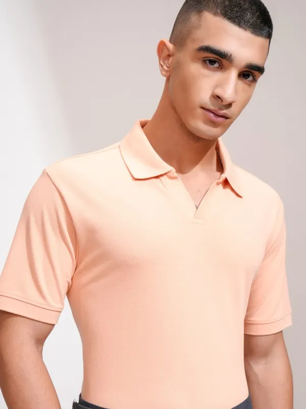 Highlander Men Coral Solid Polo Collar T-Shirt