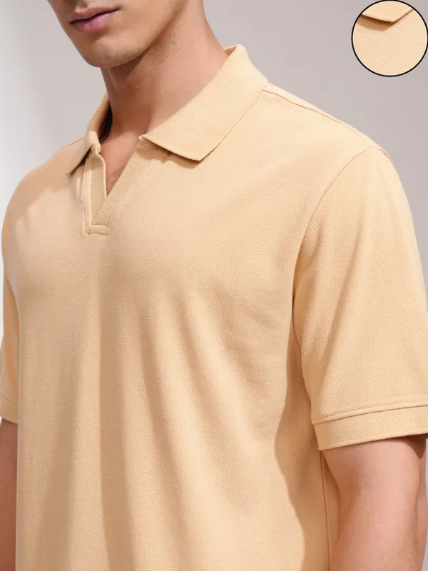 Highlander Men Beige Solid Polo Collar T-Shirt