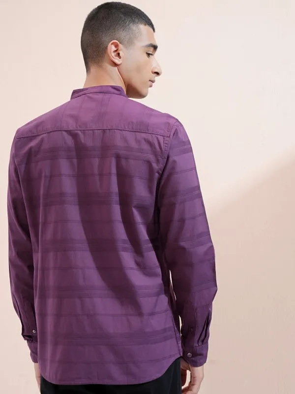 Highlander Men Purple Striped Regular Fit Casual Shirt