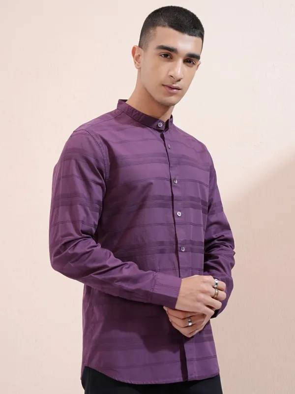 Highlander Men Purple Striped Regular Fit Casual Shirt