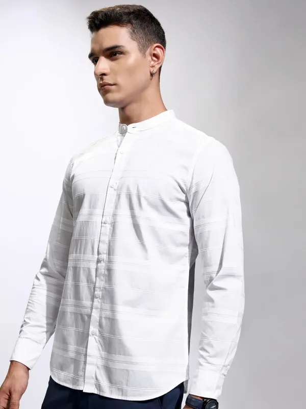 Highlander Men White Striped Regular Fit Casual Shirt