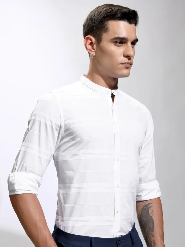Highlander Men White Striped Regular Fit Casual Shirt