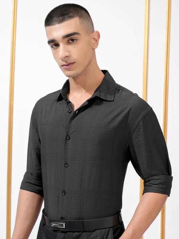 Highlander Men Black Textured Slim Fit Casual Shirt