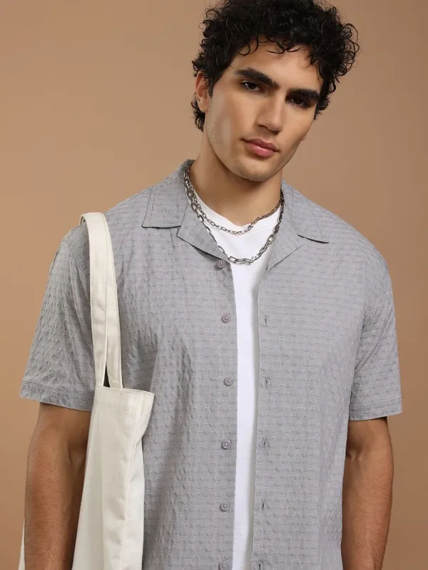 Highlander Men Grey Textured Relaxed Fit Casual Shirt