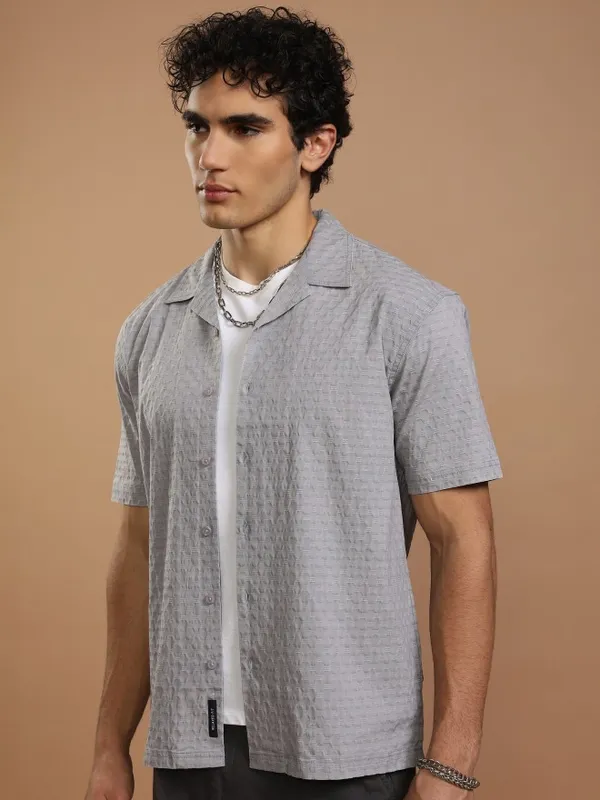 Highlander Men Grey Textured Relaxed Fit Casual Shirt