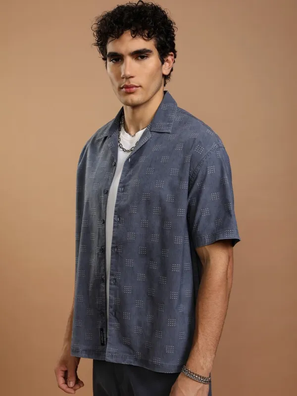 Highlander Men Blue Faded Oversized Fit Casual Shirt