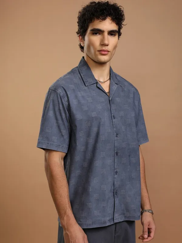 Highlander Men Blue Faded Oversized Fit Casual Shirt