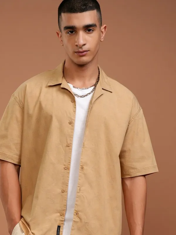 Highlander Men Mustard Solid Oversized Fit Casual Shirt