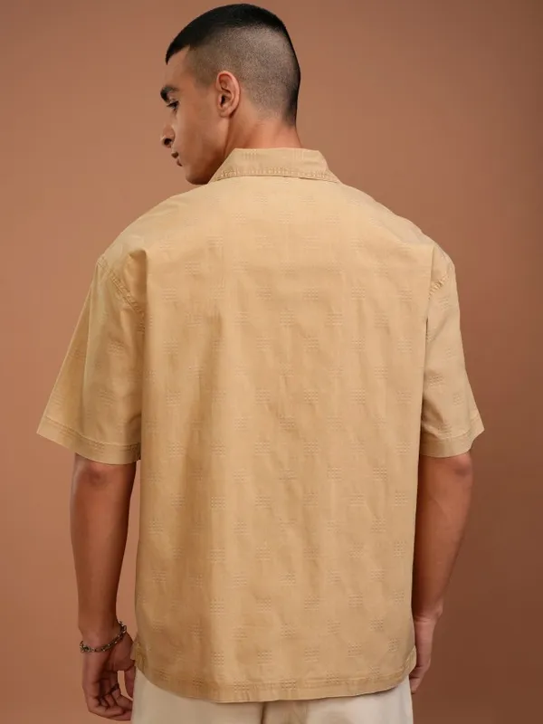 Highlander Men Mustard Solid Oversized Fit Casual Shirt