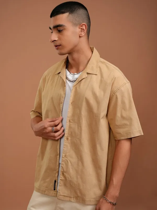 Highlander Men Mustard Solid Oversized Fit Casual Shirt