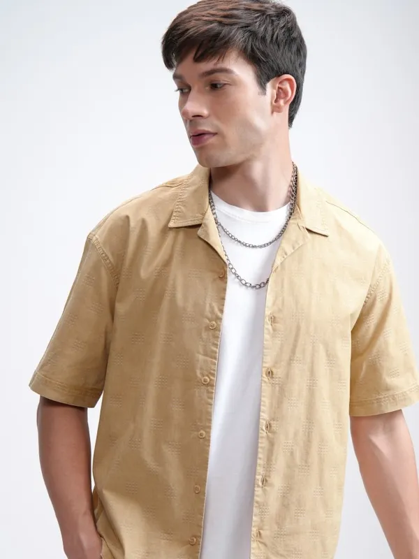 Highlander Men Mustard Solid Oversized Fit Casual Shirt