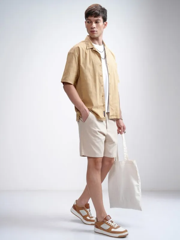 Highlander Men Mustard Solid Oversized Fit Casual Shirt