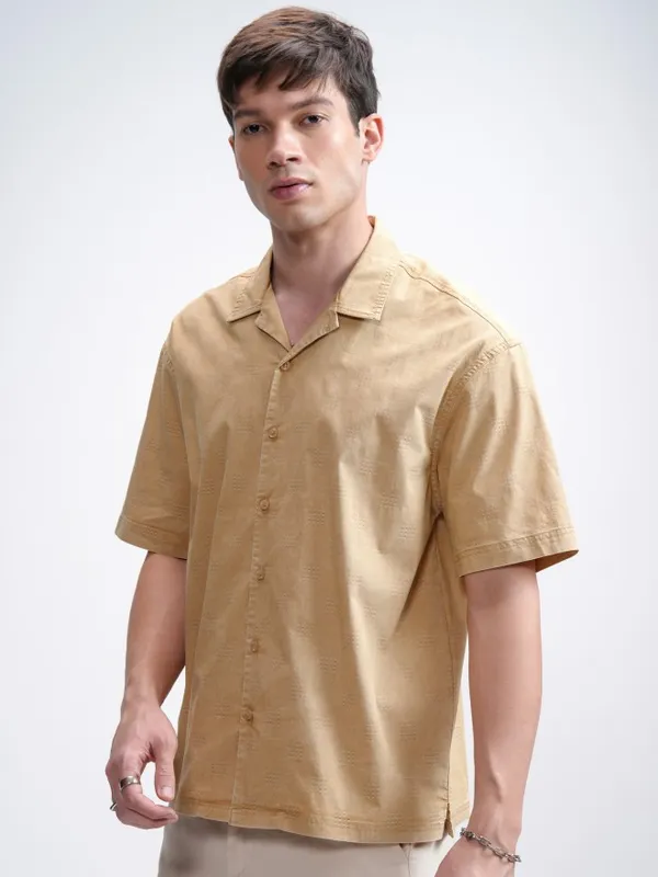 Highlander Men Mustard Solid Oversized Fit Casual Shirt
