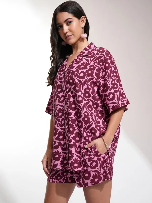 Tokyo Talkies Women Pink Shirt With Shorts Co-Ords