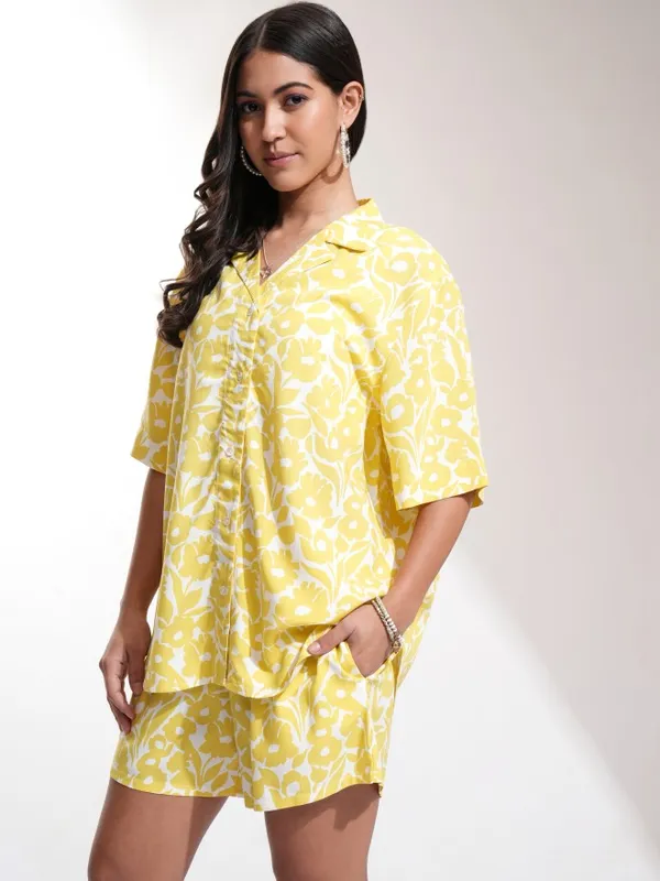 Tokyo Talkies Women Yellow Shirt With Shorts Co-Ords