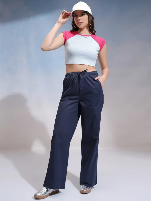 Solid Regular Fit Casual Trouser