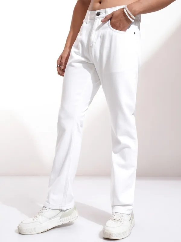 Highlander Men White Straight Fit Stretchable Jeans