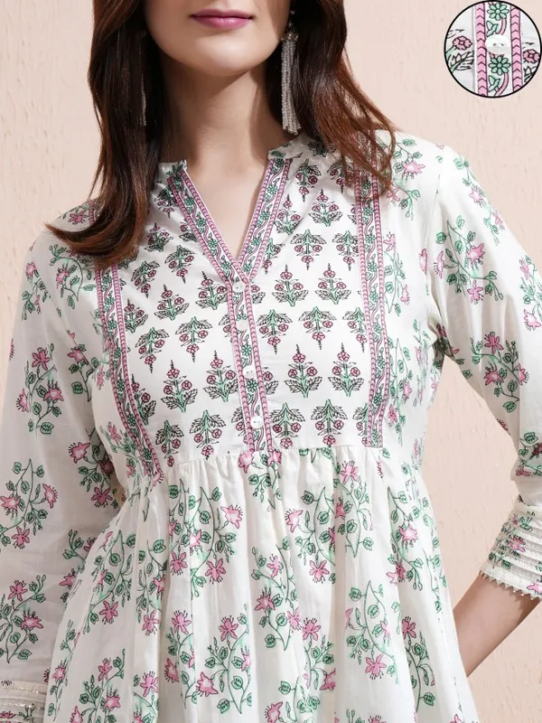 Vishudh Women Cream Printed Kurta With Trousers