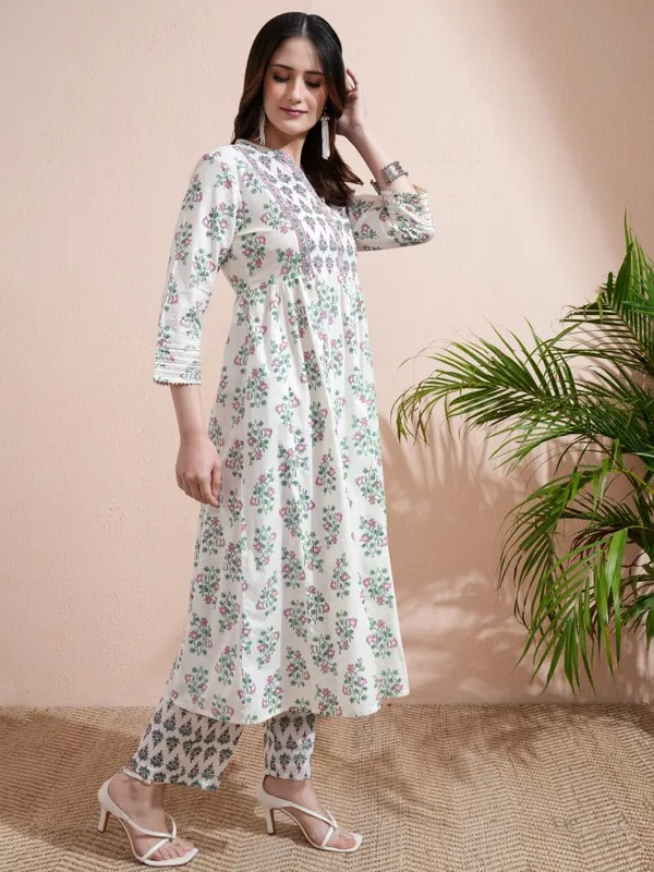 Vishudh Women Cream Printed Kurta With Trousers